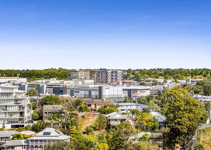 Essence Suites Taringa Brisbane